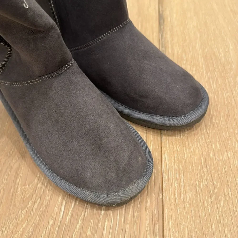 KIDS' EMMERSON FAUX SHEARLING BOOT IN GREY